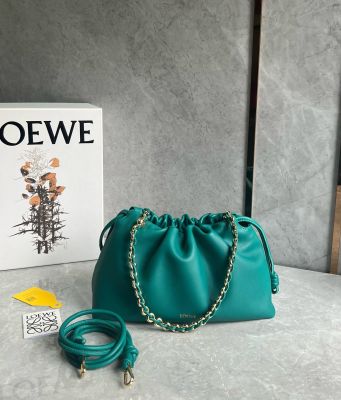 Loewe Flamenco Purse in Emerald Green Nappa Lambskin LDBS244356 https://www.ldbbags.com/image/catalog/loewe/Loewe-Flamenco-Purse-in-Emerald-Green-Nappa-Lambskin-6295.jpg https://www.ldbbags.com/loewe-flamenco-purse-in-emerald-green-nappa-lambskin-ldbs244356